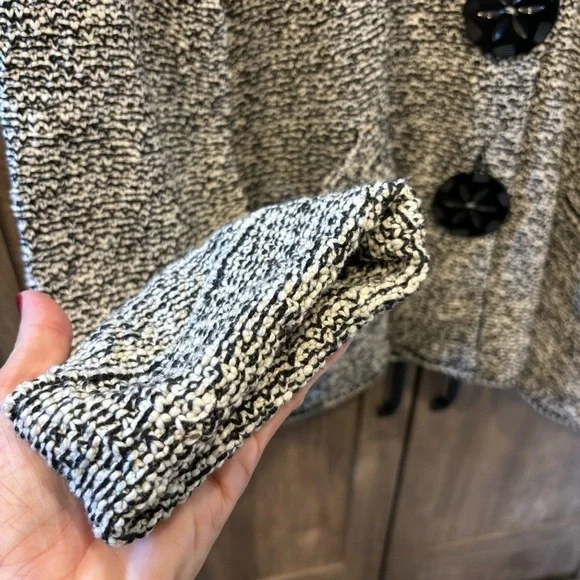 Willow Sweater Coat Large Button Up Knit Jacket Lagenlook Black White - Picture 7 of 10